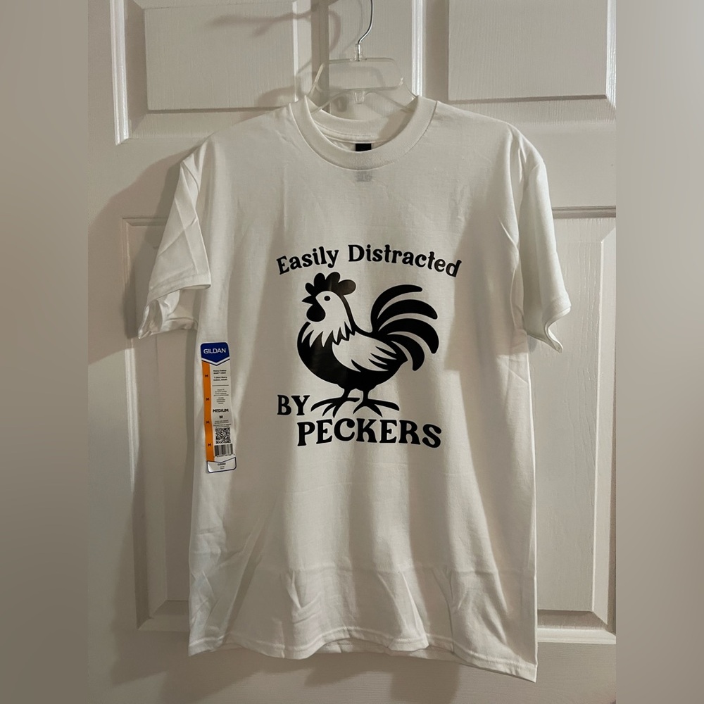 Easily Distracted By Chickens T-Shirt 🐓